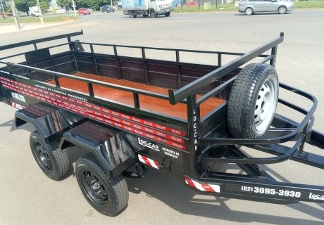 Carreta de carga 3,0 MTs trucada